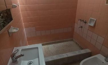 PH en alquiler - 2 Dormitorios 1 Baño - Quilmes