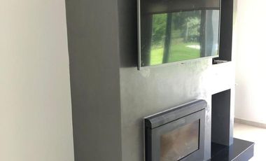 Casa en venta - 4 Dormitorios 3 Baños - Cochera - 1.320Mts2 - La Plata