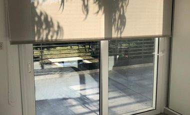 Casa en venta - 4 Dormitorios 3 Baños - Cochera - 1.320Mts2 - La Plata