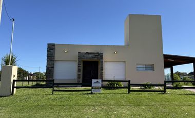 Casa en calle 90 esquina 21