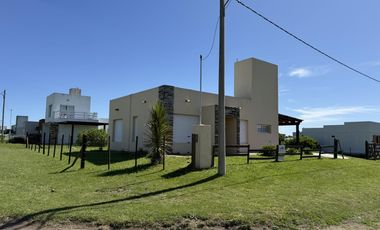 Casa en calle 90 esquina 21