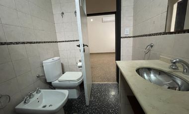 Alquiler - Casa - Lomas de Zamora - Buenos Aires