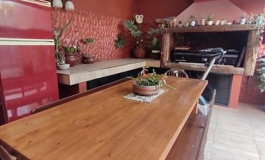 CASA EN VENTA DE 3 AMBIENTES GONZALEZ BALCARCE 3605 (REMEDIOS DE ESCALADA)