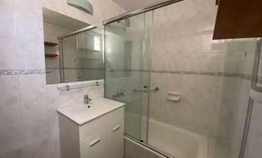 Depto 2 Ambientes en Alquiler - Olivos