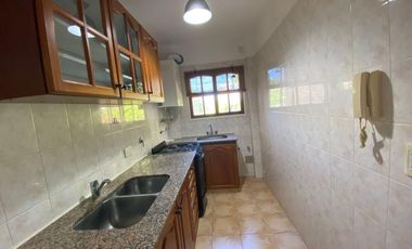 Depto 2 Ambientes en Alquiler - Olivos