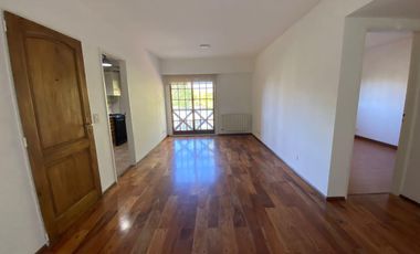 Depto 2 Ambientes en Alquiler - Olivos