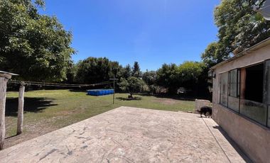 Casa en venta - 2 Dormitorios 1 Baño - Cochera - 2000Mts2 - Los Pinos, Balcarce