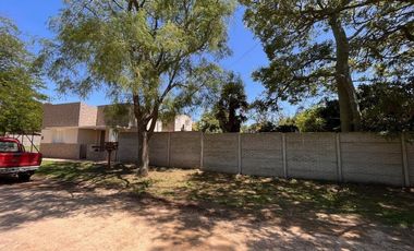 Casa en venta - 2 Dormitorios 1 Baño - Cochera - 2000Mts2 - Los Pinos, Balcarce