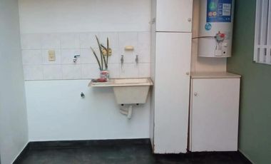 PH en alquiler - 1 Dormitorio 1 Baño - Vicente López