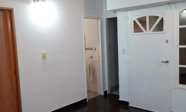 PH en alquiler - 1 Dormitorio 1 Baño - Vicente López