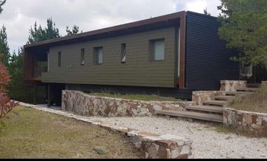 Casa en venta - 3 Dormitorios 2 Baños - Cochera - 1150Mts2 - Costa Esmeralda, Pinamar