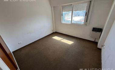 Departamento tres ambientes alquiler en morón.  Excelente ubicación APTO PROFESIONAL