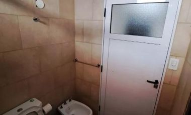 Casa en venta - 1 Dormitorio 1 Baño - Cochera - 327Mts2 - Quilmes Oeste