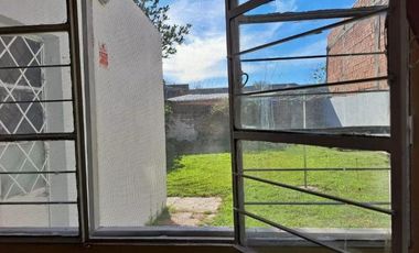 Casa en venta - 1 Dormitorio 1 Baño - Cochera - 327Mts2 - Quilmes Oeste