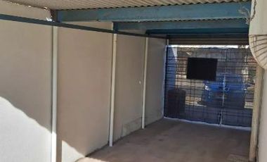 Casa en venta - 1 Dormitorio 1 Baño - Cochera - 327Mts2 - Quilmes Oeste