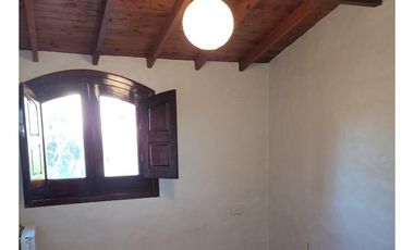 Casa en venta - 4 Dormitorios 3 Baños - Cochera - 244Mts2 - Bella Vista
