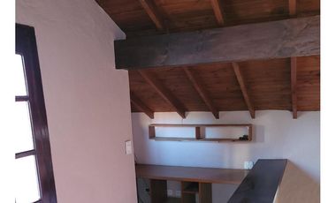 Casa en venta - 4 Dormitorios 3 Baños - Cochera - 244Mts2 - Bella Vista