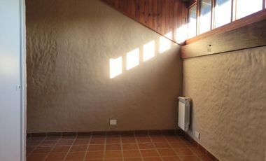 Casa en venta - 4 Dormitorios 3 Baños - Cochera - 244Mts2 - Bella Vista