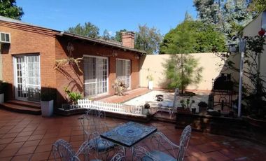 Casa en venta - 4 Dormitorios 2 Baños - Garín