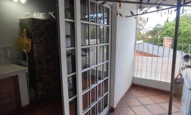 Casa en venta - 4 Dormitorios 2 Baños - Garín