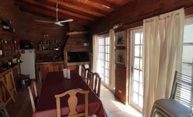 Casa en venta - 4 Dormitorios 2 Baños - Garín