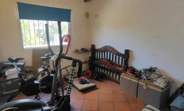 Casa en venta - 4 Dormitorios 2 Baños - Garín