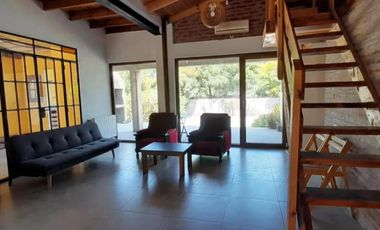 Casa en venta - 2 Dormitorios 2 Baños - Cocheras - 330Mts2 - Quequén