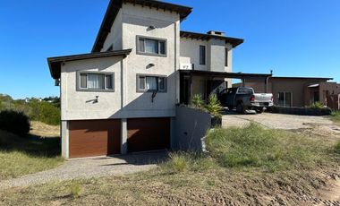 Casa en venta - 4 Dormitorios 2 Baños - Pinamar