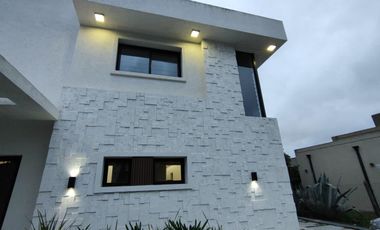 VENTA CASA BARRIO SANTA JUANA