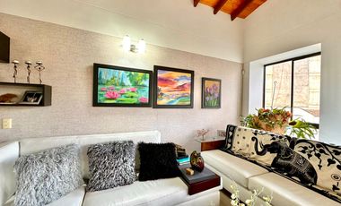 Vendo Apto Penthouse Remodelado En Laureles.