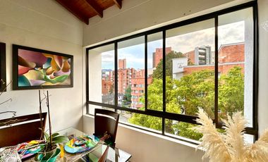 Vendo Apto Penthouse Remodelado En Laureles.