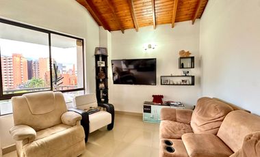 Vendo Apto Penthouse Remodelado En Laureles.