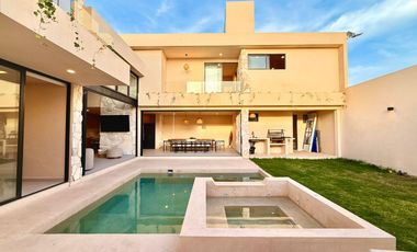 Casa en venta en Atlixco Puebla, villas con Alberca privada y amenidades.