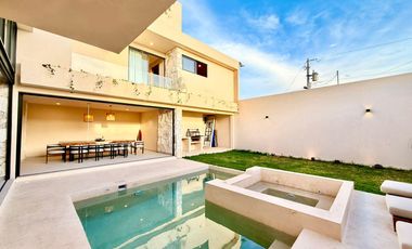 Casa en venta en Atlixco Puebla, villas con Alberca privada y amenidades.