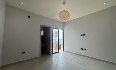 CASA DE 3 NIVELES  EN VENTA EN PUNTA TIBURÓN