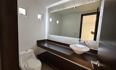 Venta de casa Casa, bosques de los encinos, Modelo Encino