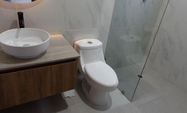 CASA EN VENTA EN LOMAS DE LA RIOJA