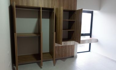CASA EN VENTA EN LOMAS DE LA RIOJA