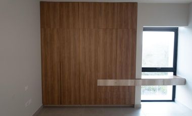 CASA EN VENTA EN LOMAS DE LA RIOJA