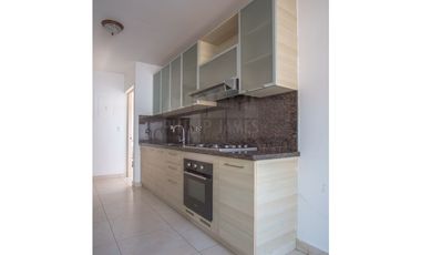 Remate: Venta de Casa en Versalles, Ph Reservas de Versalles.