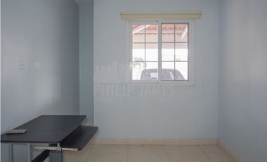 Remate: Venta de Casa en Versalles, Ph Reservas de Versalles.