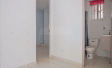 Remate: Venta de Casa en Versalles, Ph Reservas de Versalles.