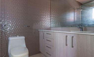 Remate: Venta de Casa en Versalles, Ph Reservas de Versalles.