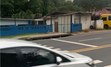 Se vende casa comercial en Pedregal