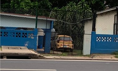 Se vende casa comercial en Pedregal