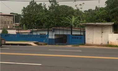 Se vende casa comercial en Pedregal