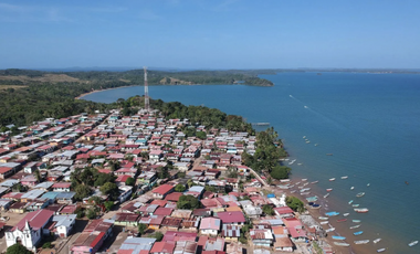 ARCHIPIELAGO DE LAS PERLAS / ISLA / 40 HECTAREAS / CON POBLACION