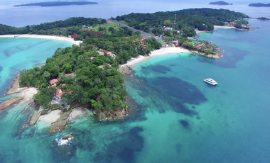 ARCHIPIELAGO DE LAS PERLAS / ISLA / 40 HECTAREAS / CON POBLACION