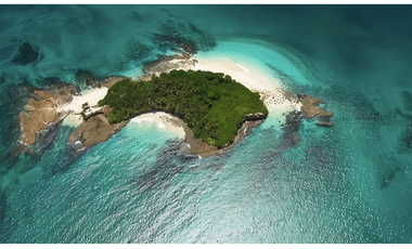 ARCHIPIELAGO DE LAS PERLAS / ISLA / 40 HECTAREAS / CON POBLACION