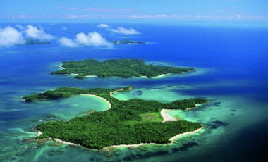 ARCHIPIELAGO DE LAS PERLAS / ISLA / 40 HECTAREAS / CON POBLACION